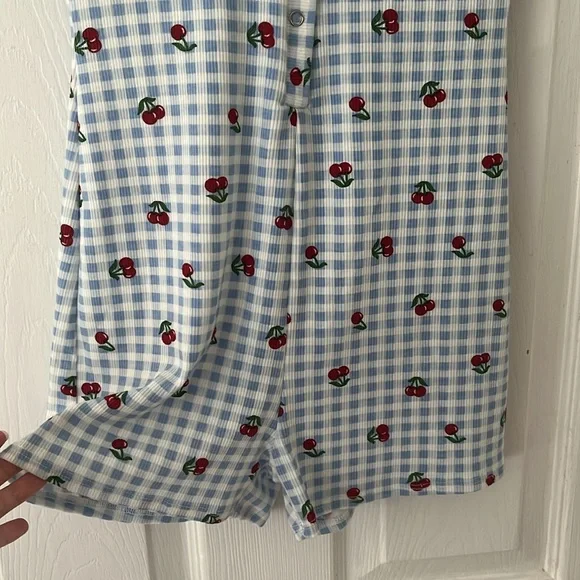 Forever 21 Cherry romper set - Picture 4 of 7